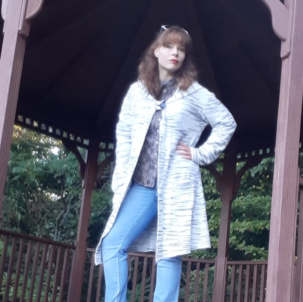 Long Sweater w/pockets - Picture 3 of 6